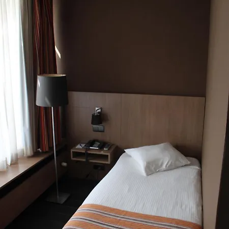 Theater Hotel-3